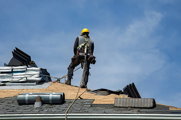 Professional Gutter Installation technician working in Miami Beach, FL
